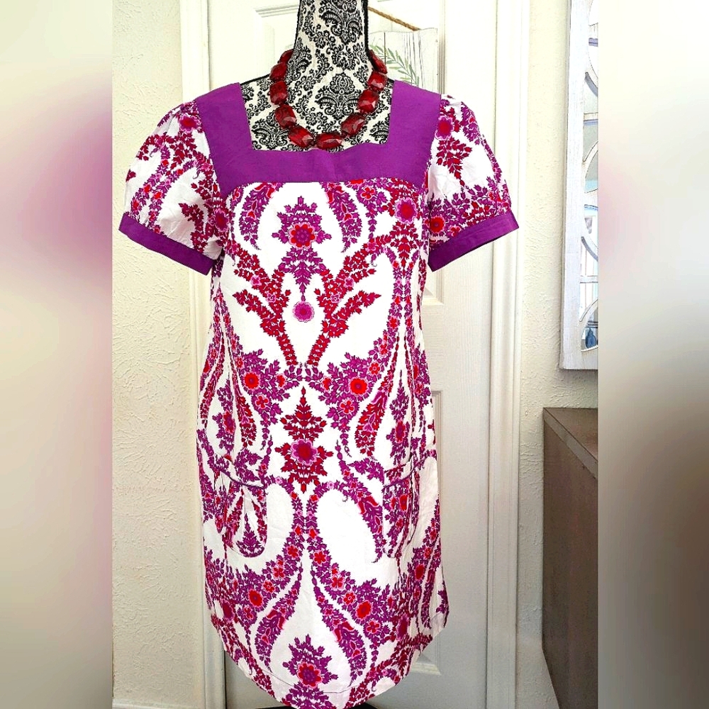 Beautiful Floral damask Shift dress by Jeanswest size 14